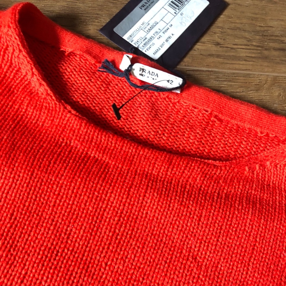 PRADA-AUTHENTIC NWT Red Short Sleeve Sweater - Picture 7 of 16